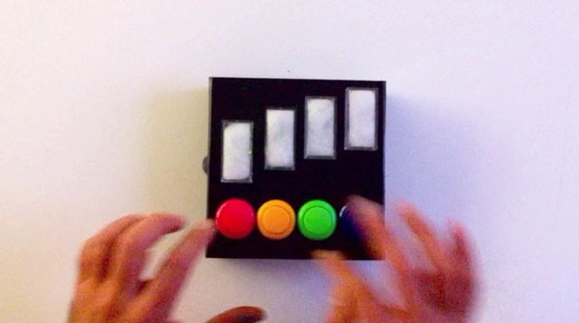 Jenn Kaye’s Simon-ish Game