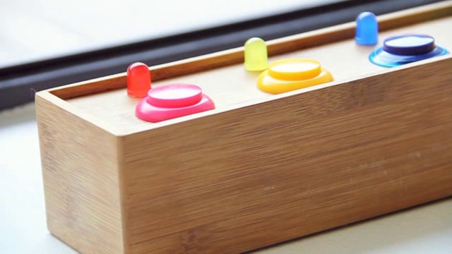 Simon Says – Video Show